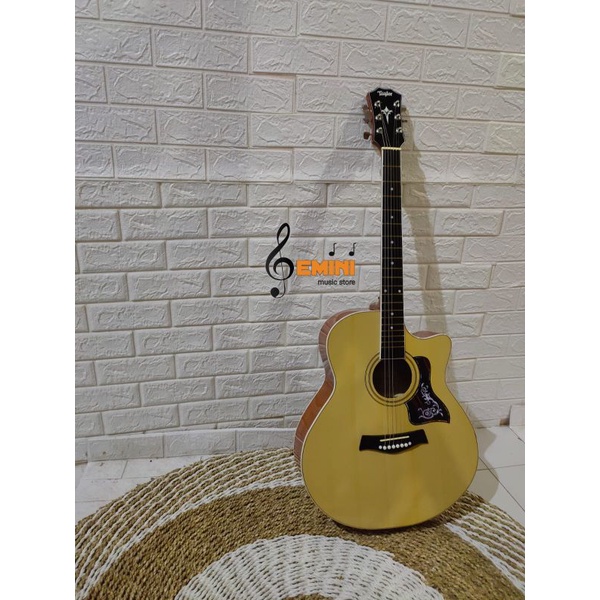 Gitar Taylor Jumbo Akustik Tanam Besi