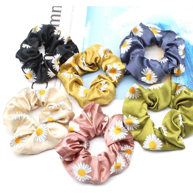 SCRUNCHIE IKAT RAMBUT KOREA WANITA AKSESORIS RAMBUT MOTIF BUNGA KERUT FASHION IMPORT AK51