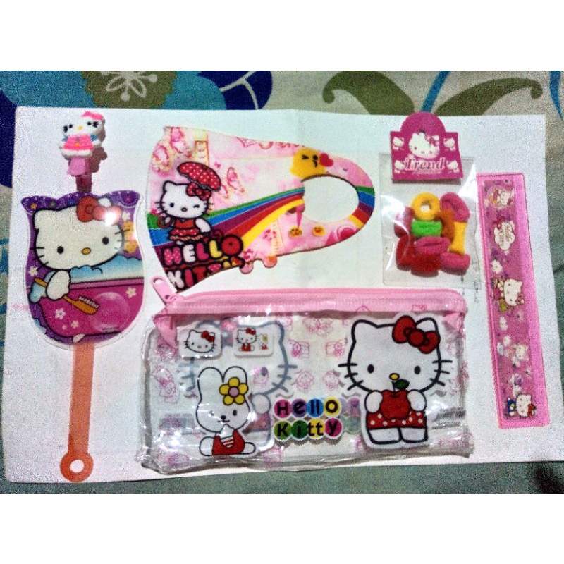 

Tempat Pensil Karakter Hello Kitty 1 Paket