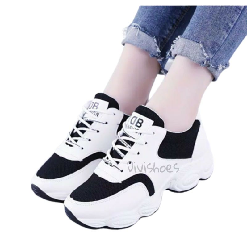 12.12 BIGSALE Sneakers wanita Sepatu casual Sepatu Empuk dan nyaman HPd482