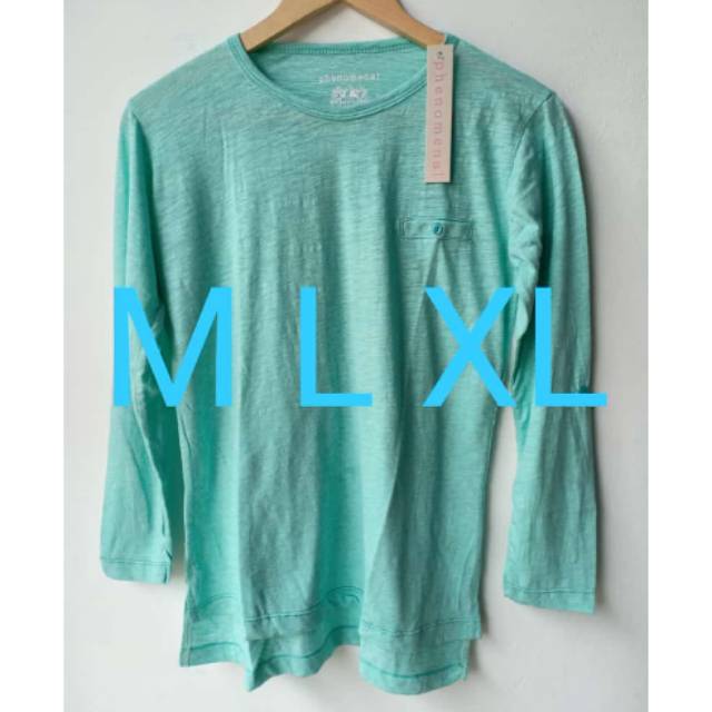 Kaos Wanita Phenomenal