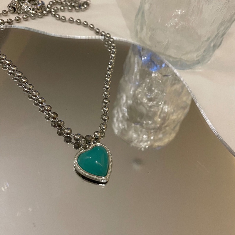 Kalung Rantai Desain Hati Hollow Aksen Berlian Gaya Retro Korea Untuk Wanita