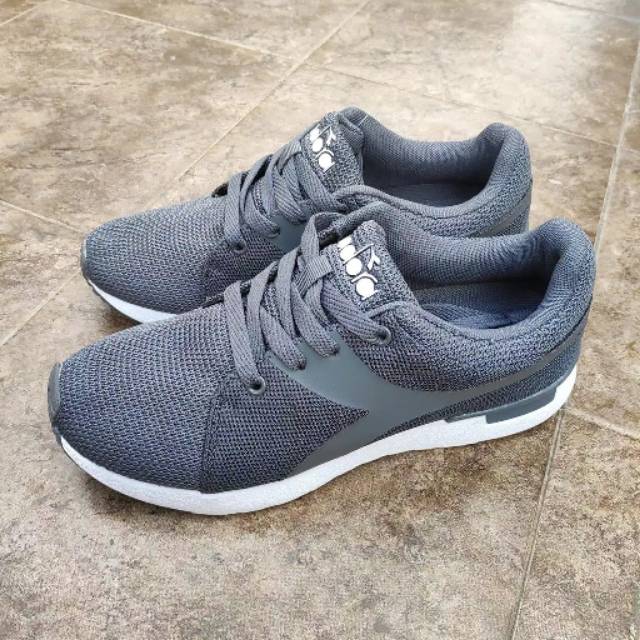 Sepatu Sneakers Running Pria Diadora Ergo Original