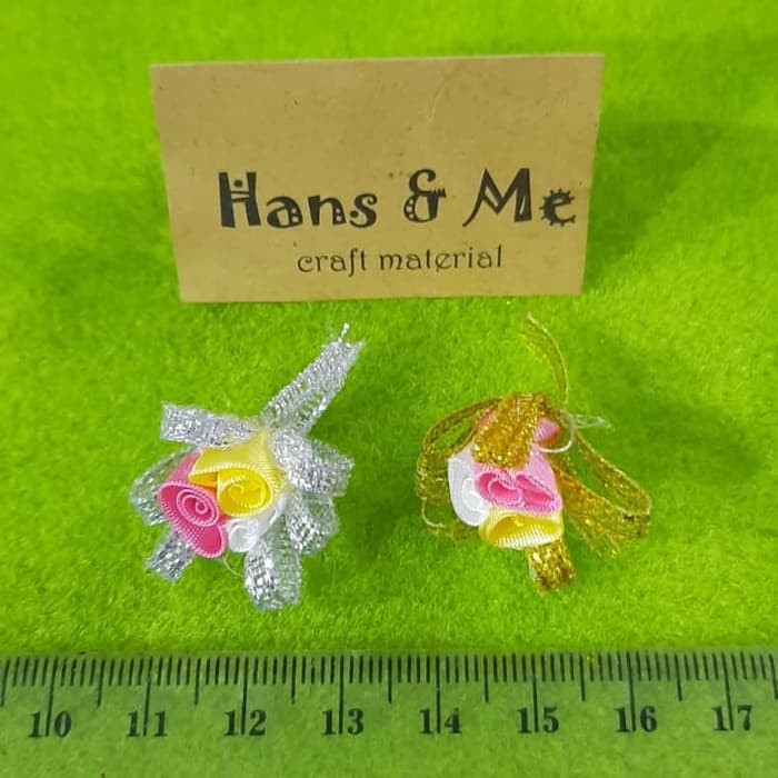 

Bunga B3K Emas Gold Perak Silver Suvenir Bingkisan Kado Souvenir