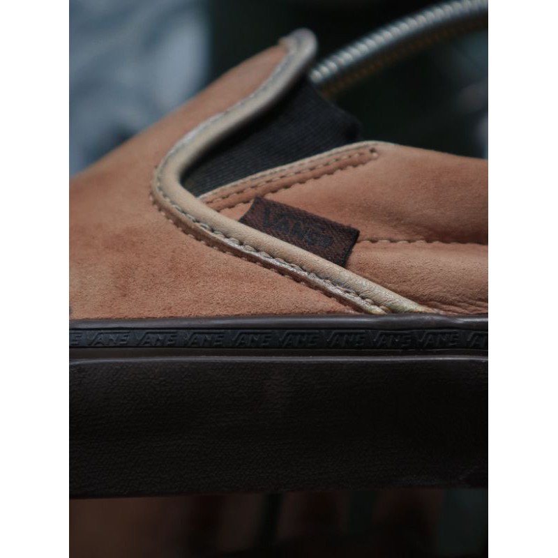 Vans slip on vault og second