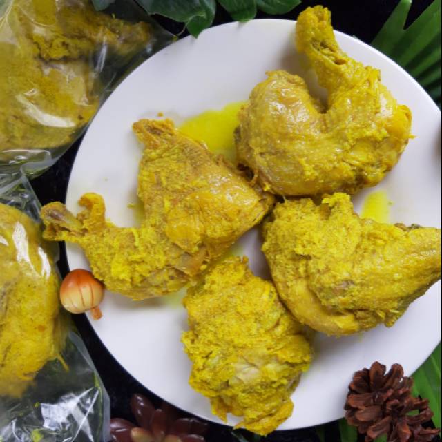 

Ayam rempah frozen 1 ekor /pack dari bumbu bumbu rempah,tanpa bahan pengawet
