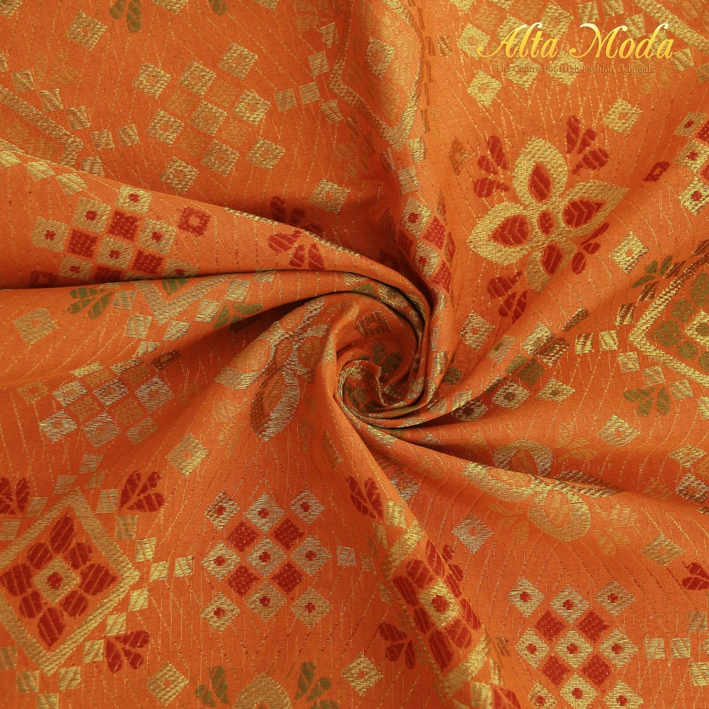 

Alta Moda Songket Motif Palembang Bunga Ketupat Orens (1M)