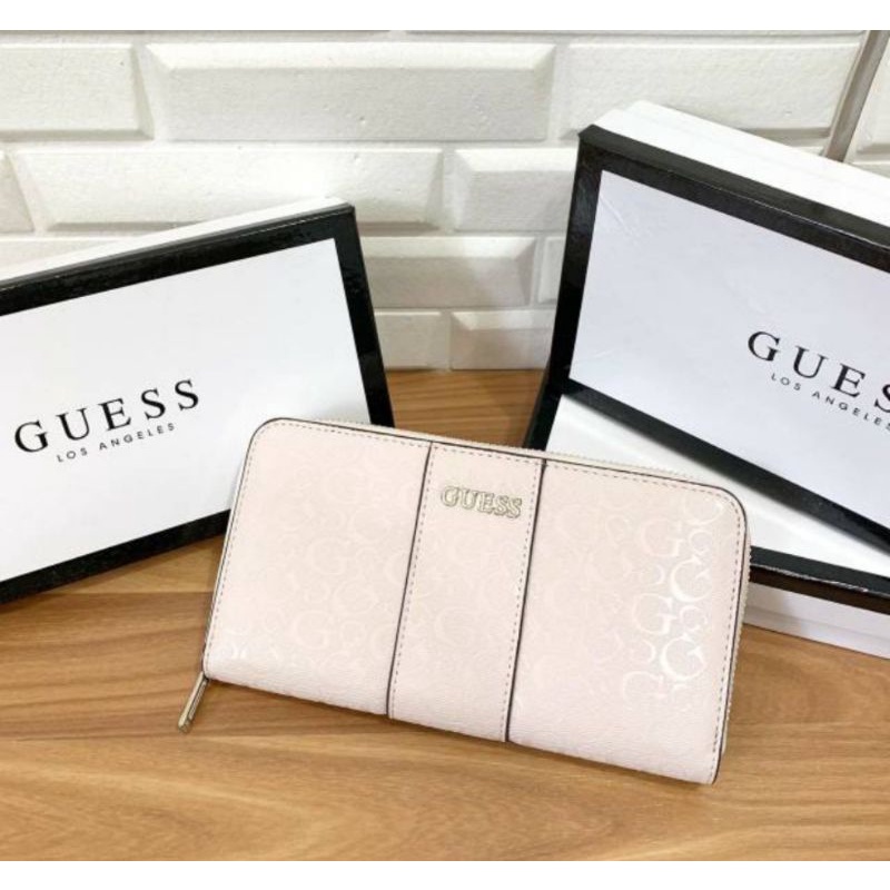 Dompet guess holo