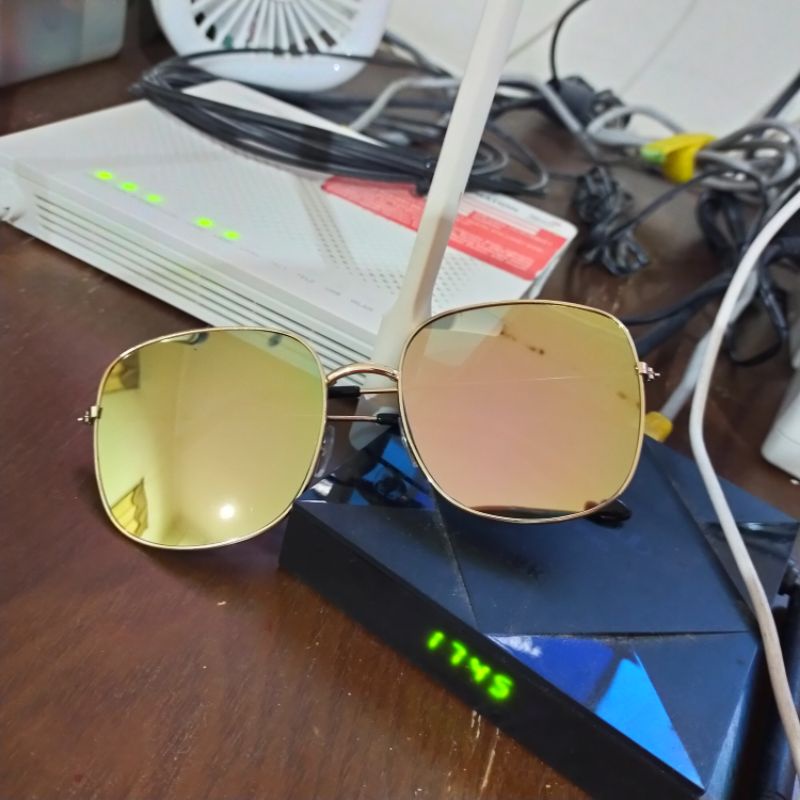 MEDAN Kacamata Pria/Wanita-Fashion-Retro Vintage Segiempat Metal-Sunglasses-Korea-7