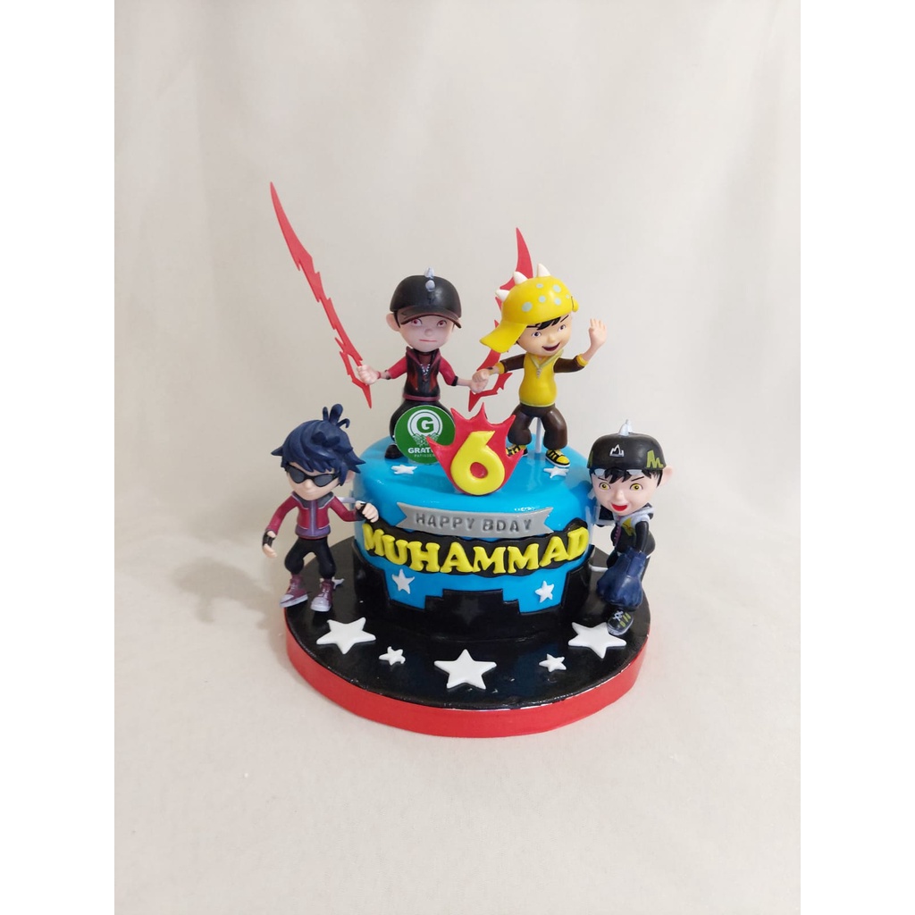 

BOBOIBOY BIRTHDAY CAKE UK 15CM