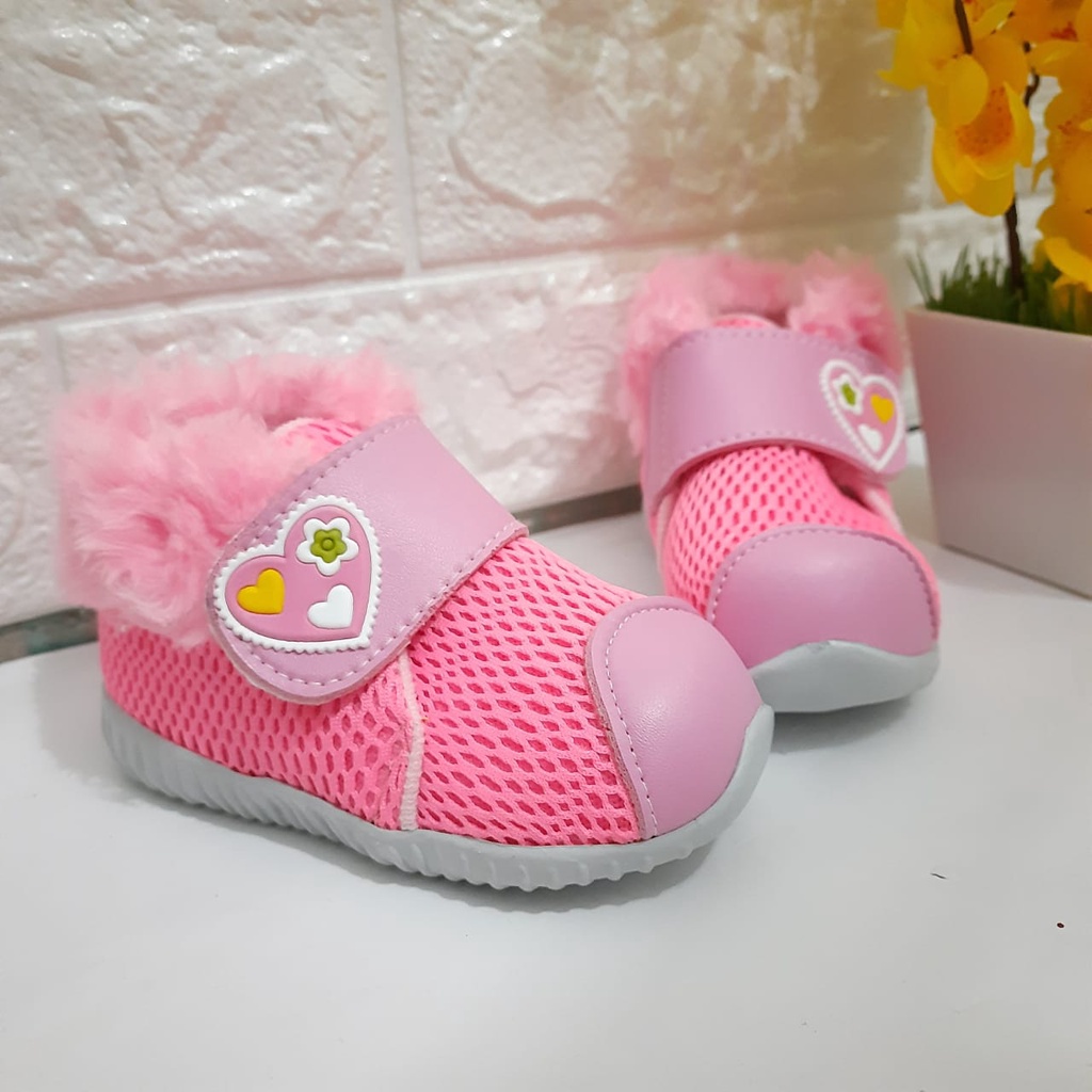 mandirishoestore-SEPATU BOOT BULU ANAK PEREMPUAN UNTUK 1-3 TAHUN CAY10