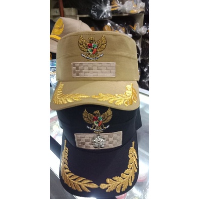topi komando lurah
