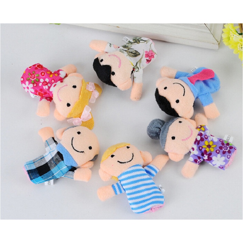 6pcs / set Mainan Edukasi Boneka Jari / Puppet Tangan Motif Kartun Keluarga Untuk Anak