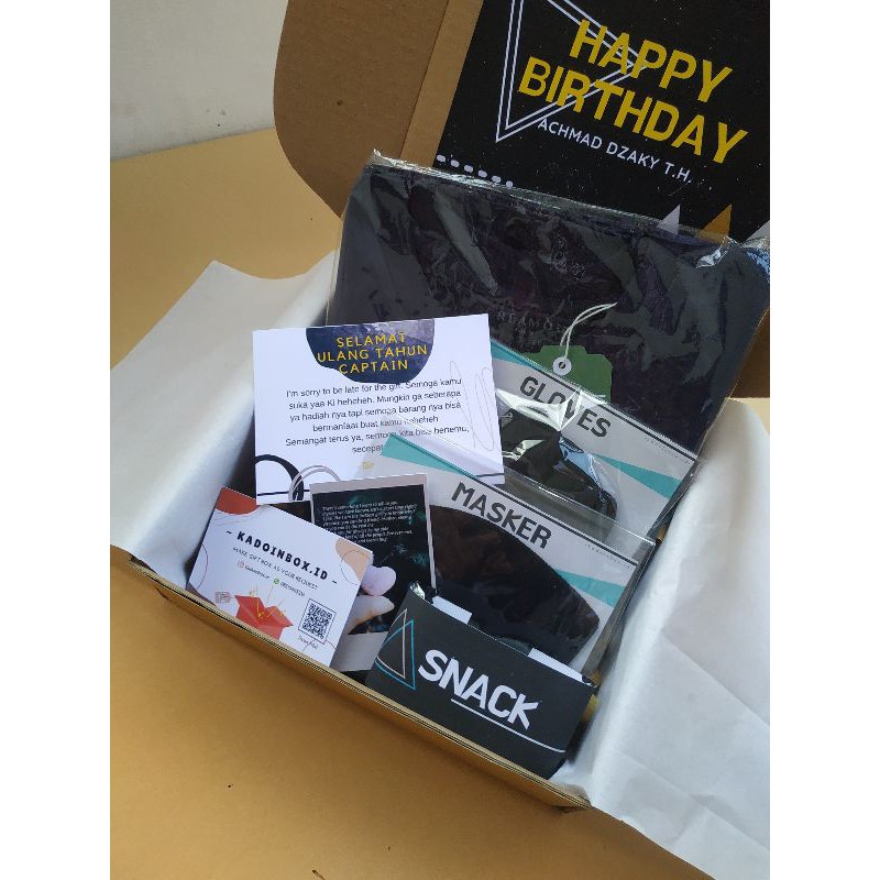 

Custom Gift Box Kadoinbox.id - Kado cowok - Kado Ultah - Kado wisuda - Kado Anniv - Gift box kaos