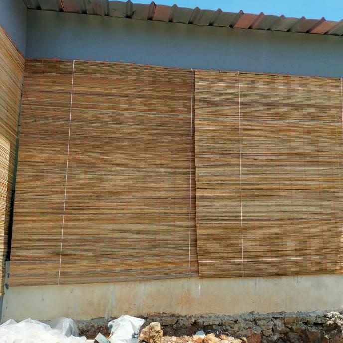 tirai kulit outdoor tampias hujan dan panas