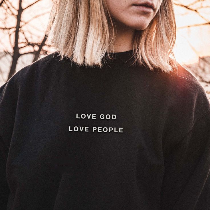 SWEATER LOVE GOD LOVE PEOPLE / SWEATER UNISEX