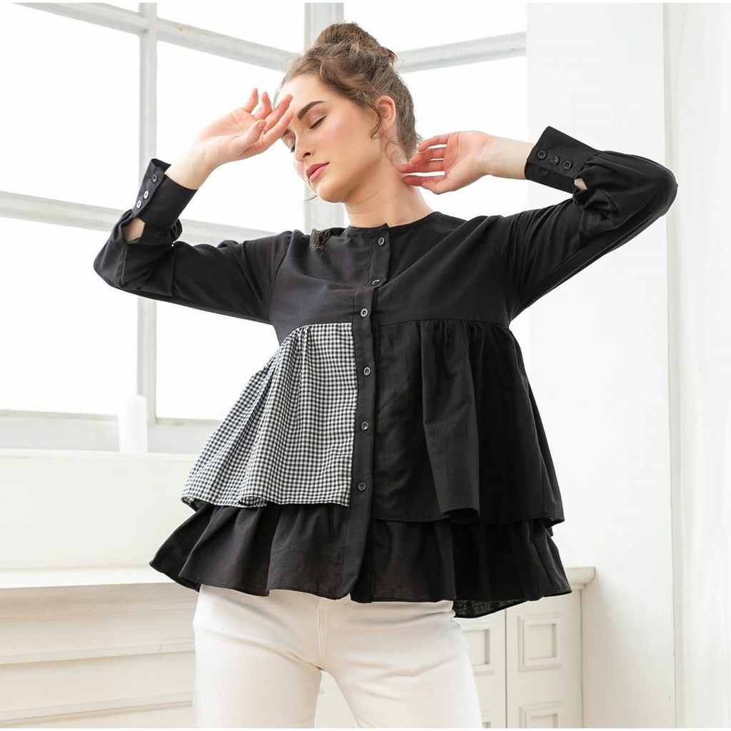 Atasan Wanita Gia Blouse bahan wolfis mix katun square