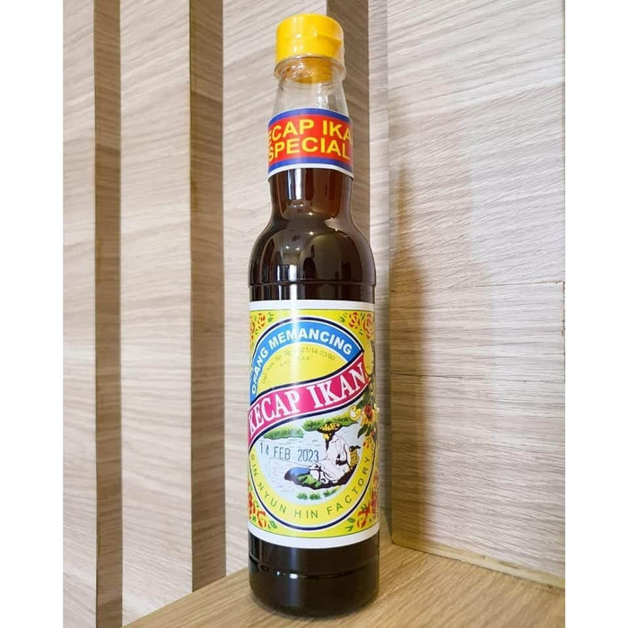 

Kecap Ikan Orang Memancing | Sin Nyung Hin |Botol Plastik - 620 ml