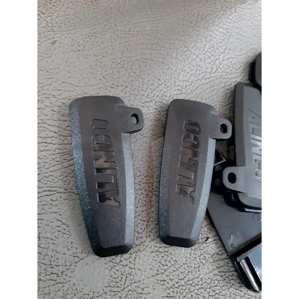 BELT CLIP HT ALINCO DJ196 ATAU ALINCO DJ195 ATAU DJ596 CANTELANNYA SAJA SANGKUTAN PINGGANG ALINCO