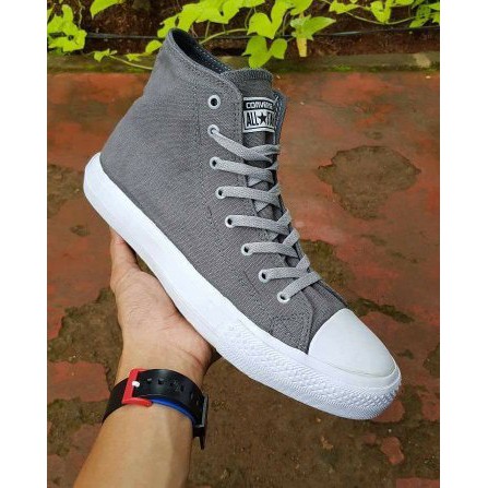 Converse high//sepatu sneaker converse//sepatu converse tinggi