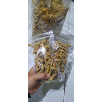 

Keripik Usus Crispy Djuara Rasa Original Gurih Asin 110 Gram Harga Murah Enak Camilan Harian Dalam Standing Pouch Klip