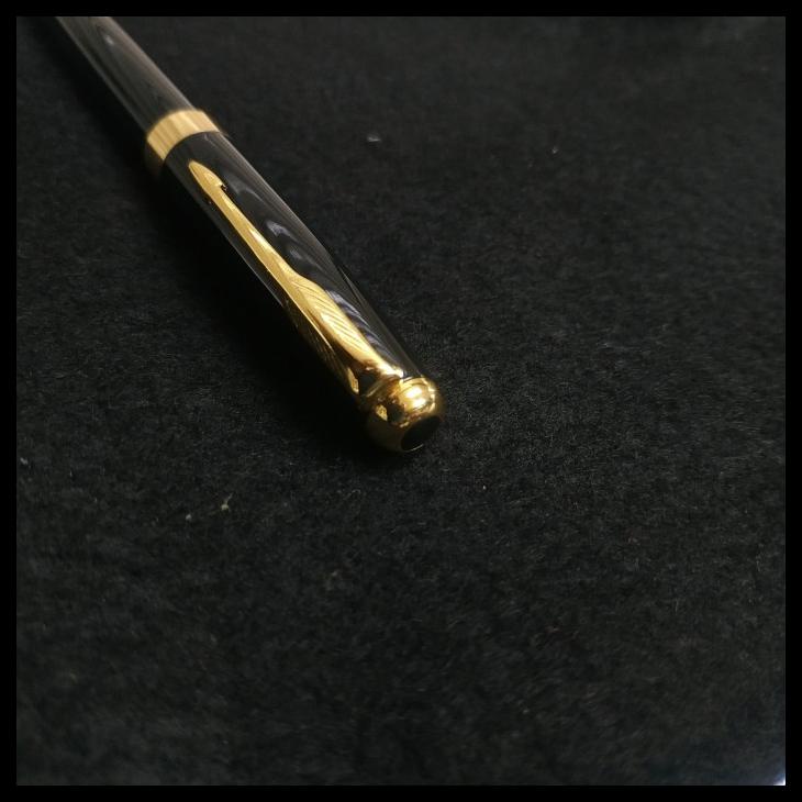 

Pulpen Parker Sonnet Gratis Ukir Grafir Nama