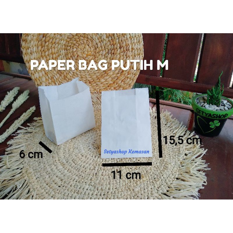 

Paper Bag Putih Polos M Kantong
