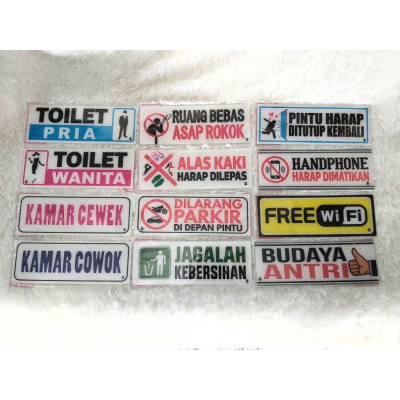 

Label Akrilik/Acrylic Toilet Wanita/Free Wifi/Ruang Bebas Asap Rokok/Budaya Antri/Pintu Harap Ditutup Kembali/Alas Kaki Harap Dilepas Boyko 9cm x 25cm