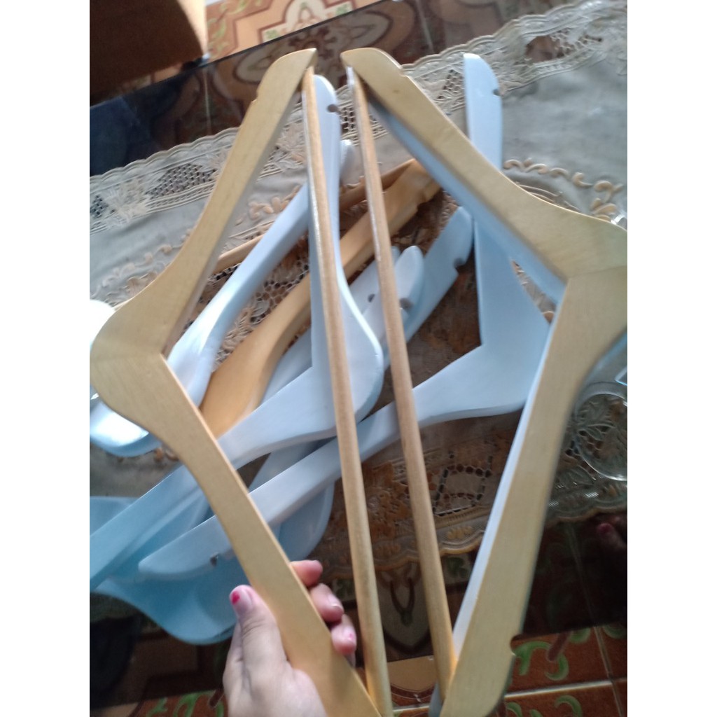 Hanger kayu palangan ( Beli 50 pcs Gratis 2 pcs)l