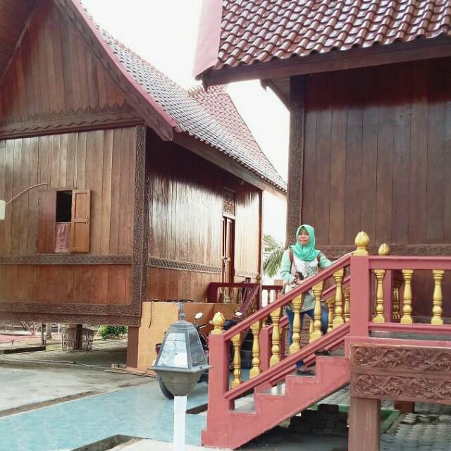 thyaningsih19