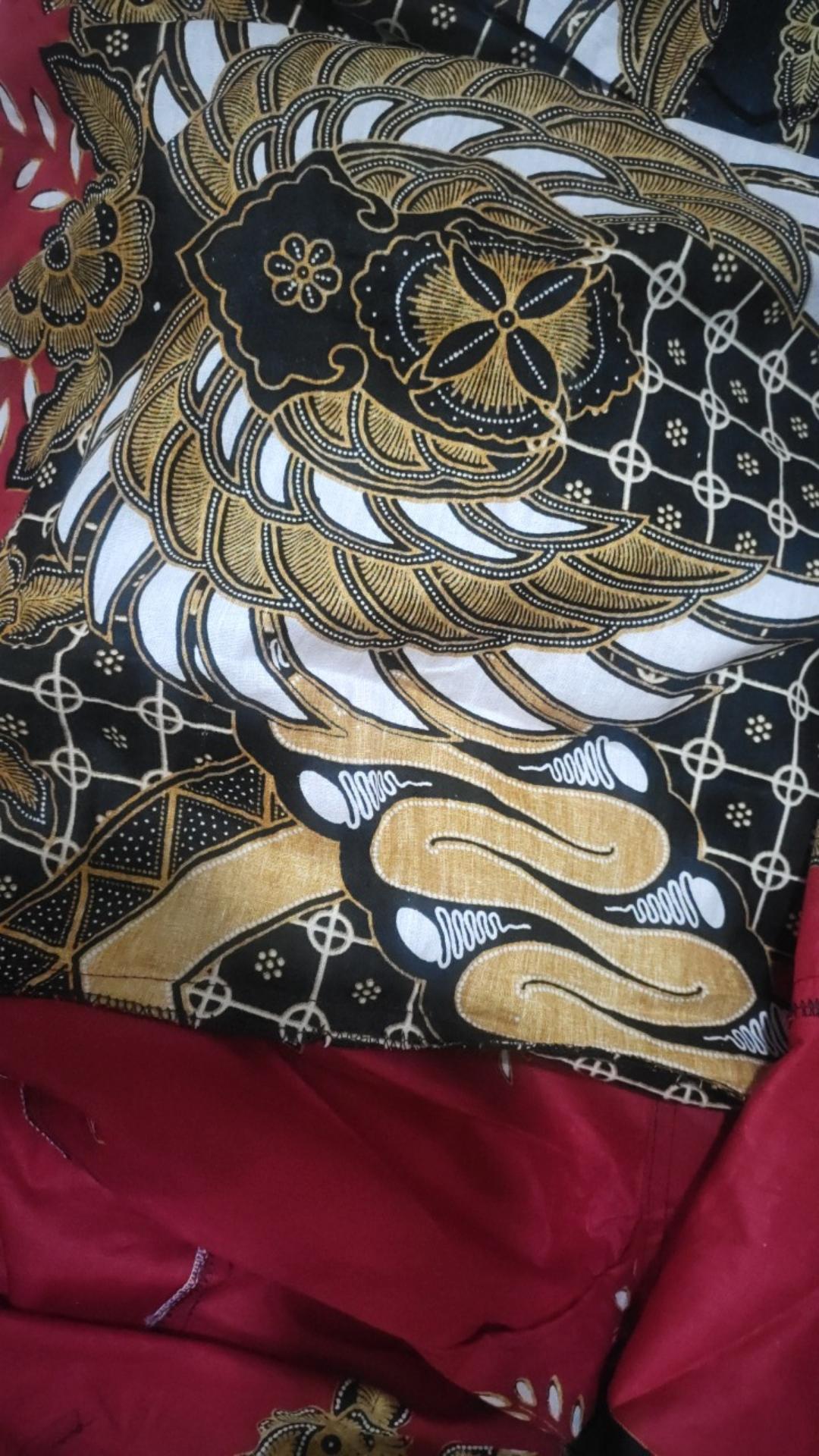 Couple Batik Merah Senopati