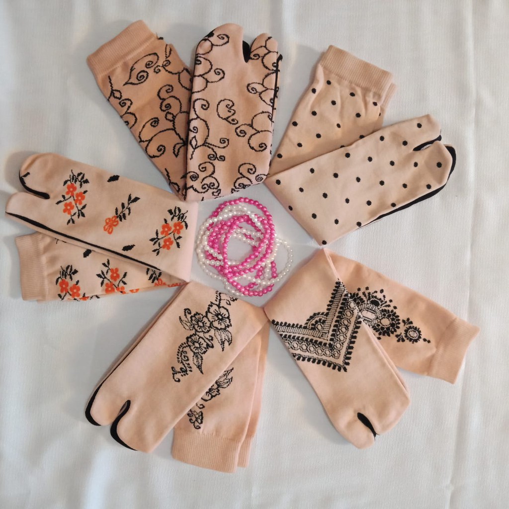Kaos kaki jempol motif Shopee Indonesia Kaos kaki jempol motif Shopee Indonesia