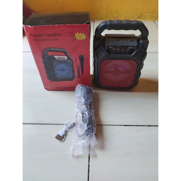 speaker bluetooth model karoke