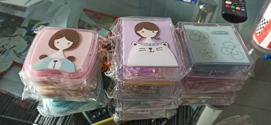 Tempat Softlens / Kotak Lensa 17628100