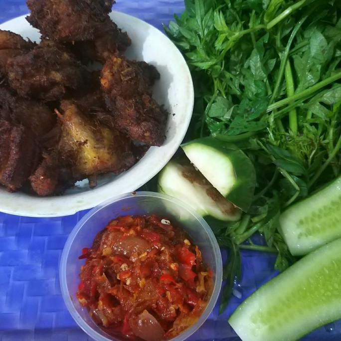 Lafiza Olshop Bebek Goreng Siap Saji Sambal Lalapan Shopee Indonesia