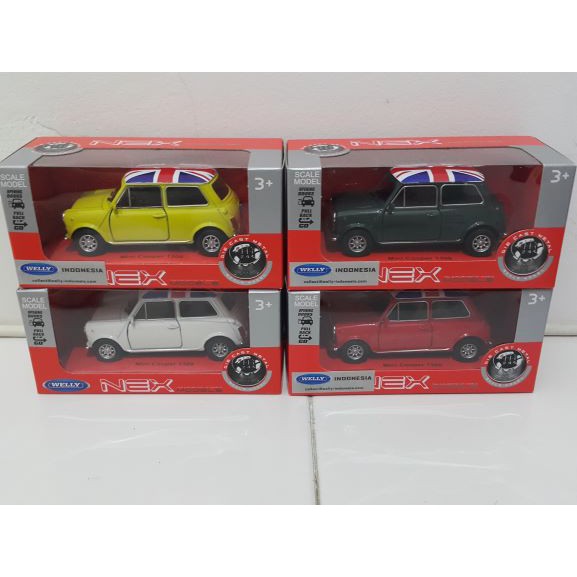 Mini Cooper 1300 With Flag Skala 1:32 Welly Nex