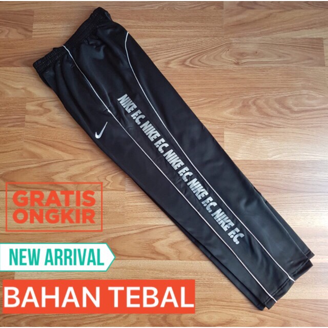  CELANA  TRAINING  OLAHRAGA SAKU  SLETING CELANA  TRENING 