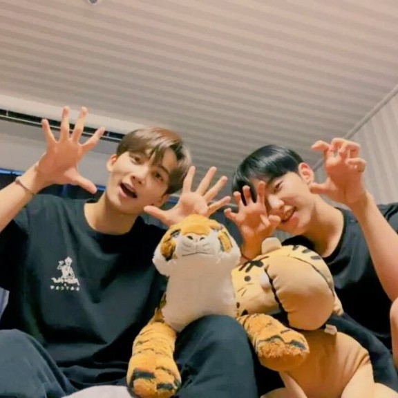 Cetakan Bentuk Kotak Bahan Resin Untuk Kristal Epoxy