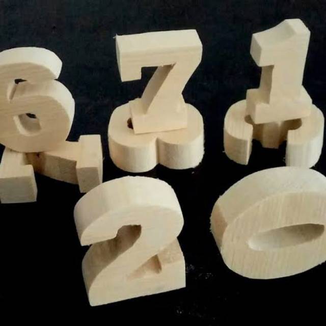 Angka & Huruf Timbul Kayu Jati Belanda