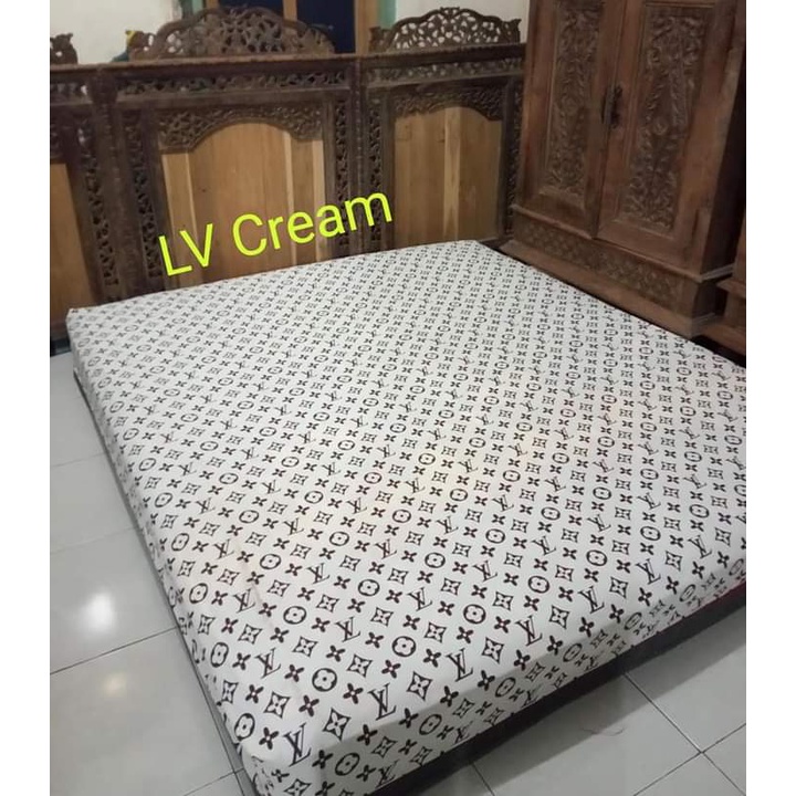 Sprei motif LV 160 x 200 x 30 | Sprei katun Ambar Sprei | Sprei murah dan nyaman