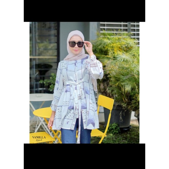 Lily blouse by Vanilla hijab