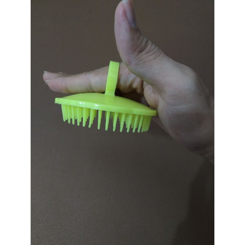 Alat Perawatan Rambut / Sisir Keramas / Sisir Salon Pembersih Ketombe