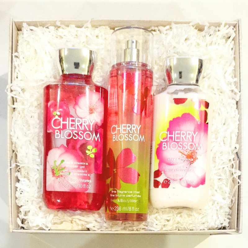 BBW CHERRY BLOSSOM GIFT SET PAKET BATH &amp; BODY WORKS