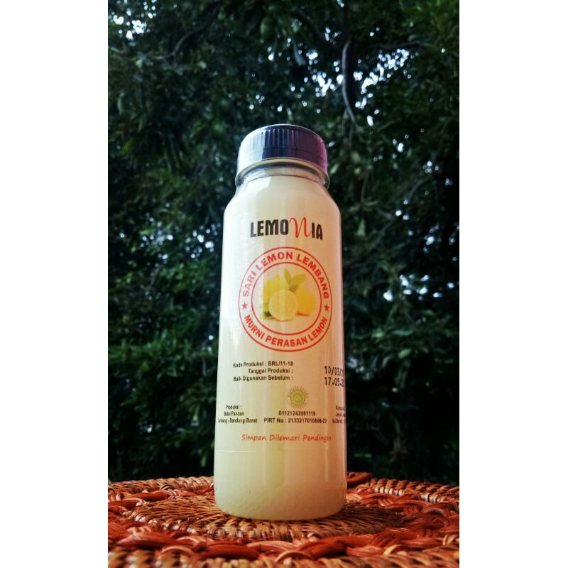 

Lemonia Sari Lemon Lembang 250ml[Murni Perasan Lemon]