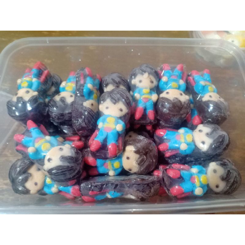 

Coklat karakter superman