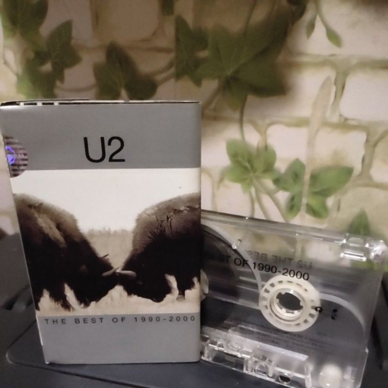 kaset pita u2 / the best of 1990-2000