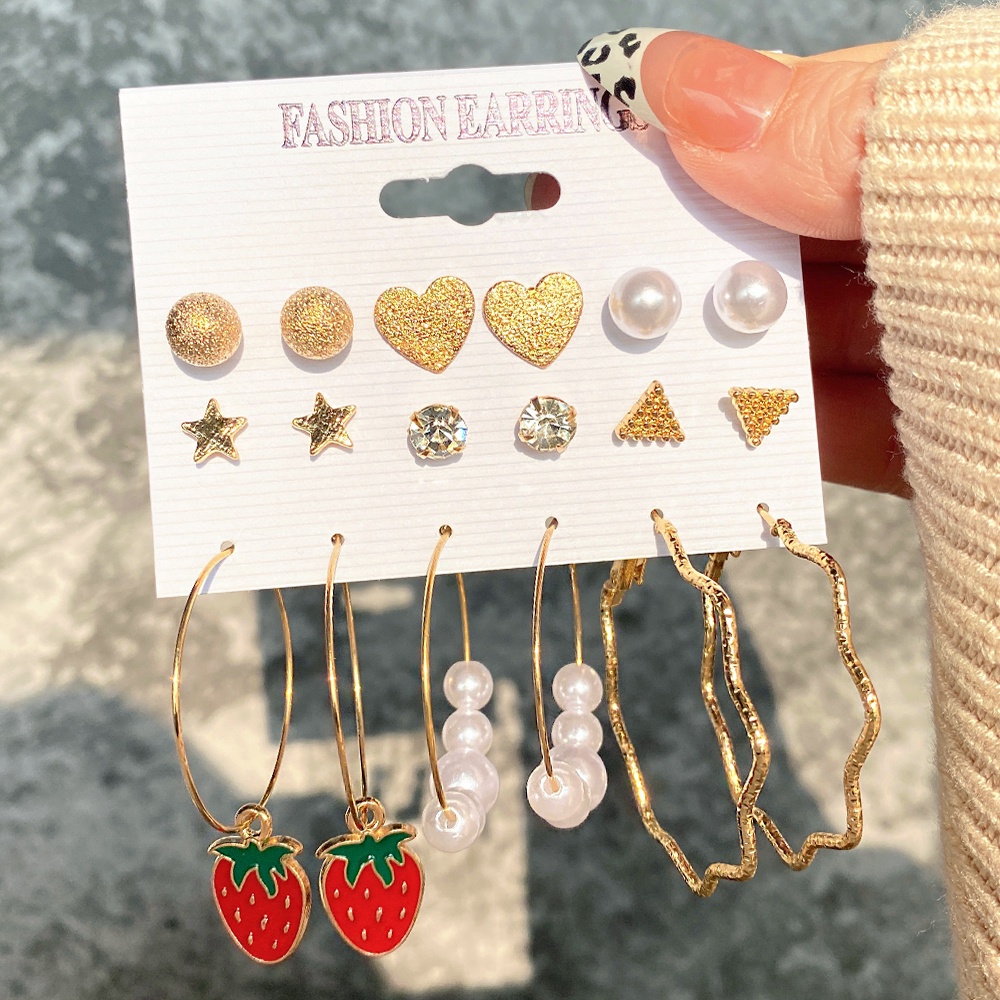 18pcs / Set Anting Stud Desain Strawberry Hati Mutiara Untuk Wanita