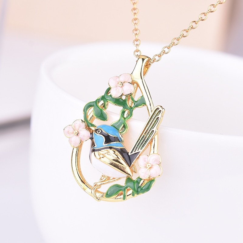 [Ready Stock]Fashion Creative Bird Flower Pendant Vintage Necklace