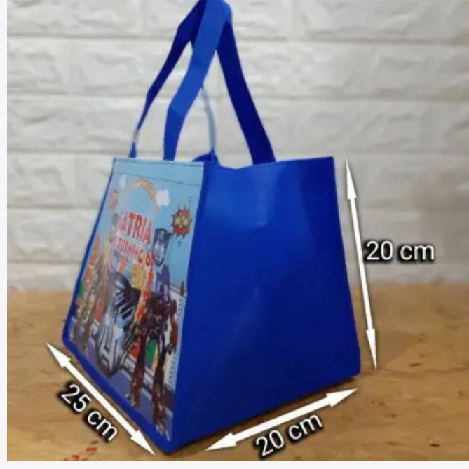 Tas Goodie Bag Gambar Custom Muat Nasi Box Kotak ukuran 25x20x20