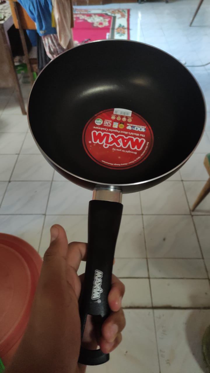 Maxim Valentino Deep Wok Teflon / Panci Wajan Penggorengan Tumis Anti Lengket 24 Cm - Hitam